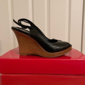 Black leather sling back wedges Aldo size 7 made in Brazil